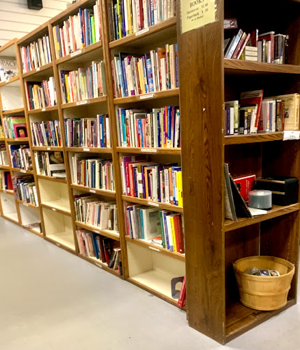 Thrift Store «Second Impressions Upscale Thrift Store», reviews and photos, 3750 S Westnedge Ave, Kalamazoo, MI 49008, USA