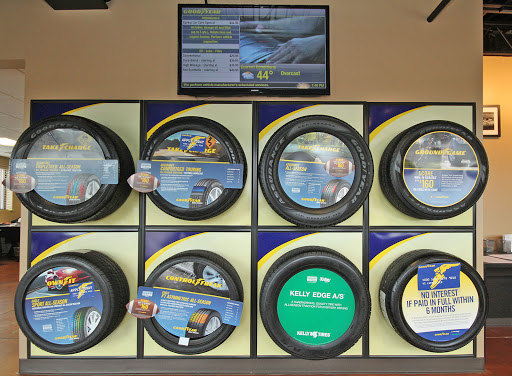 Auto Repair Shop «D&R Autoworks», reviews and photos, 1454 Old Deerfield Rd, Highland Park, IL 60035, USA