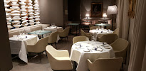 Atmosphère du Restaurant français Restaurant de Sers à Paris - n°5