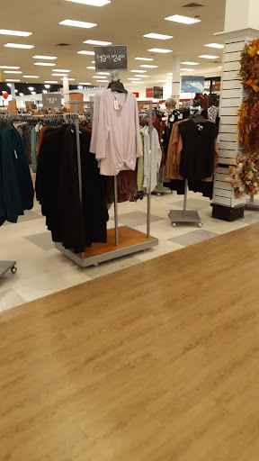 Department Store «T.J. Maxx & HomeGoods», reviews and photos, 20 Court House South Dennis Rd #1, Cape May Court House, NJ 08210, USA