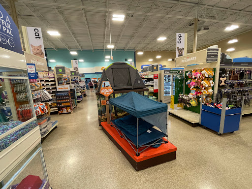 Pet Supply Store «PetSmart», reviews and photos, 2500 Posner Blvd, Davenport, FL 33837, USA
