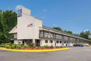 Motel 6 Richmond, VA - Midlothian Turnpike image