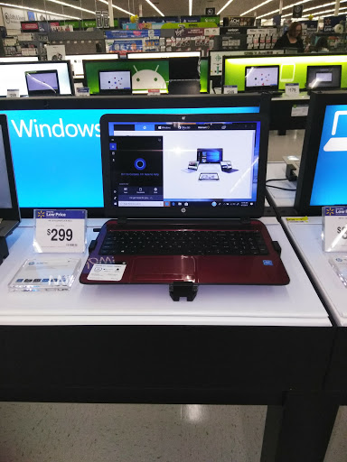 Department Store «Walmart Supercenter», reviews and photos, 5900 Perkiomen Ave, Reading, PA 19606, USA