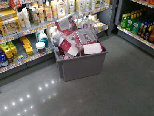 Discount Store «Walmart», reviews and photos, 1366 S Riverside Ave, Rialto, CA 92376, USA