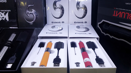 Tobacco Shop «Long Beach Smoke Shop», reviews and photos, 2295 Long Beach Blvd, Long Beach, CA 90806, USA