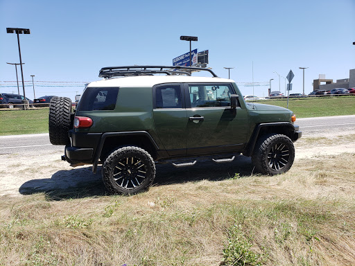 Used Car Dealer «Bluebonnet Certified», reviews and photos, 3566 S Interstate Hwy 35, New Braunfels, TX 78132, USA