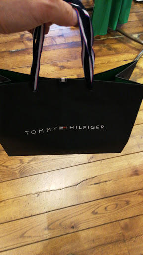 Tommy Hilfiger