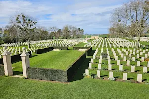 Bény-sur-Mer Canadian War Cemetery image