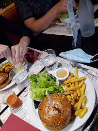 Hamburger du Restaurant de grillades à la française Courtepaille à Belfort - n°2
