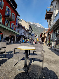 Atmosphère du Restaurant servant le petit-déjeuner Côté Macarons, boutique et salon de thé à Chamonix-Mont-Blanc - n°4