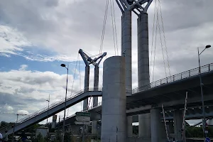 Pont Gustave-Flaubert image