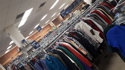 Thrift Store «Goodwill Retail Store», reviews and photos, 514 Waughtown St, Winston-Salem, NC 27127, USA