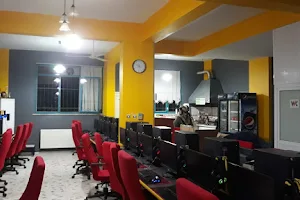 Free Internet Cafe image