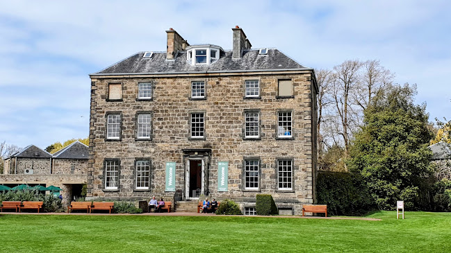 Reviews of Inverleith House in Edinburgh - Museum