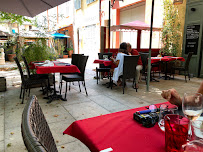 Atmosphère du Restaurant La Place à Villecroze - n°8