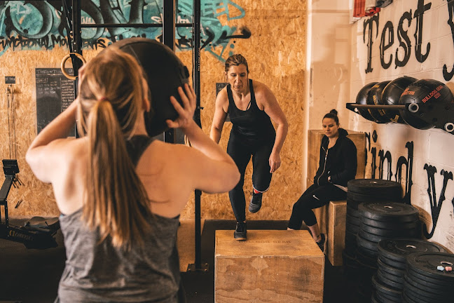 Comments and reviews of CrossFit Bury - The Hive