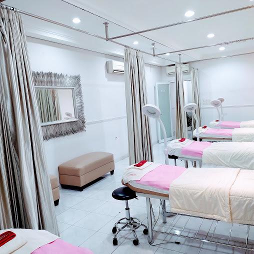 GLOSKIN aesthetic clinic - GLOSKIN aesthetic clinic