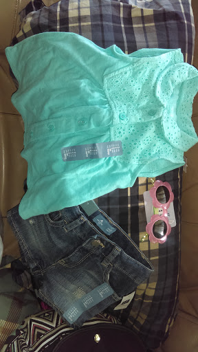 Clothing Store «Gap Factory Store», reviews and photos, 741 S Broadway, Los Angeles, CA 90014, USA