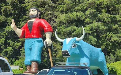 Paul Bunyan and Babe the Blue Ox sculptures by Ann Cooper and Ward Berg image