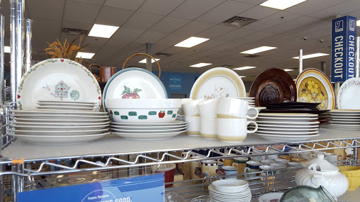 Donations Center «Goodwill», reviews and photos