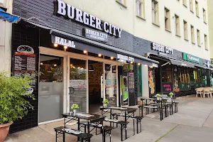 Burger City Frankfurter Allee image