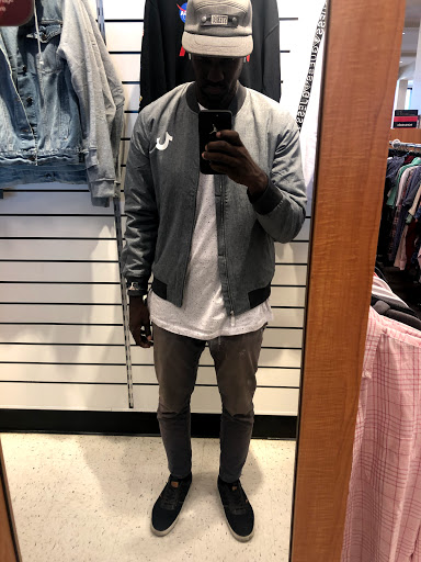 Clothing Store «Ross Dress for Less», reviews and photos, 241 N Glendale Ave, Glendale, CA 91206, USA