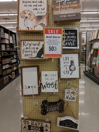 Craft Store «Hobby Lobby», reviews and photos, 5422 Forest Dr Suite 110, Columbia, SC 29206, USA