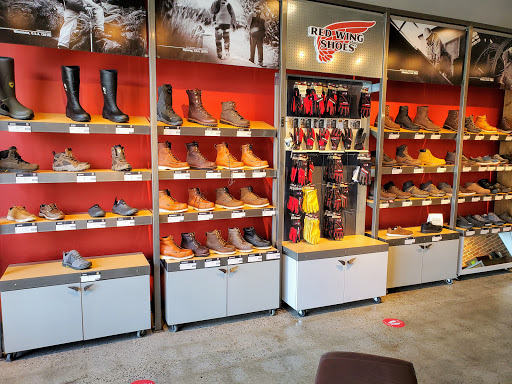 Shoe Store «Red Wing», reviews and photos, 29 Andover St, Danvers, MA 01923, USA