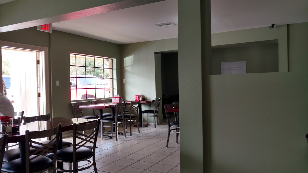 S & B Sports Bar 39576