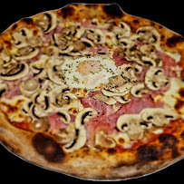 Plats et boissons du Pizzas à emporter O'Cartouche Pizza à Seignosse - n°17