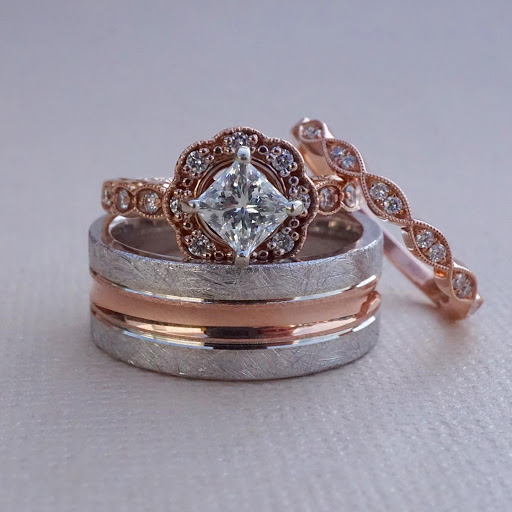 Jewelry Store «Edward Warren Jewelers», reviews and photos, 1610 Cross Creeks Blvd, Pickerington, OH 43147, USA