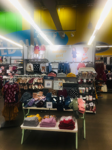 Clothing Store «Old Navy», reviews and photos, 2100 S University Dr, Davie, FL 33324, USA