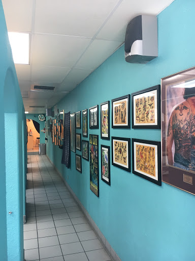 Tattoo Shop «Think Ink Tattoos», reviews and photos, 21626 Ventura Blvd, Woodland Hills, CA 91364, USA