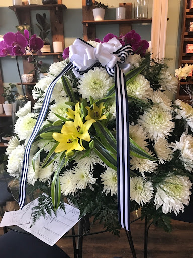 Florist «Bothell Florist», reviews and photos, 10021 NE 183rd St, Bothell, WA 98011, USA