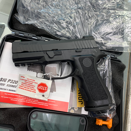 Gun Shop «South Dade Jewelry & Gun Exchange», reviews and photos, 20848 S Dixie Hwy, Miami, FL 33189, USA