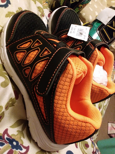 Shoe Store «Payless ShoeSource», reviews and photos, 1741 N Fry Rd, Katy, TX 77449, USA