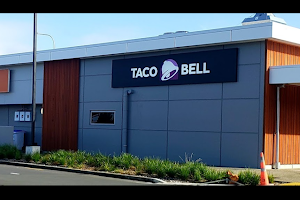Taco Bell Lunn Ave image