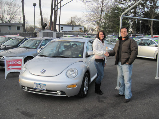 Used Car Dealer «Huntington Auto Mall», reviews and photos, 493 E Jericho Turnpike, Huntington Station, NY 11746, USA