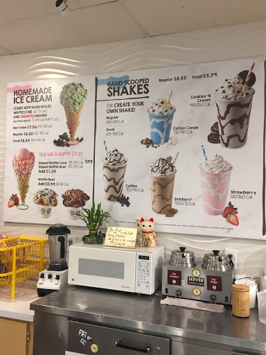 Ice Cream Shop «Marble Slab Creamery», reviews and photos, 780 E Road to Six Flags St #234, Arlington, TX 76011, USA