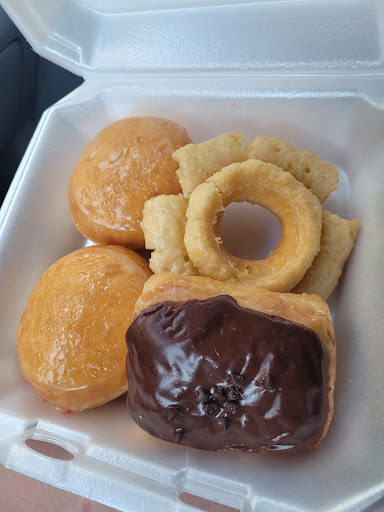 Donut Shop «King Donuts», reviews and photos, 1019 Cumberland Falls Hwy c134, Corbin, KY 40701, USA