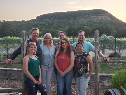 Winery «La Cruz de Comal Wines, Ltd.», reviews and photos, 7405 FM 2722, Canyon Lake, TX 78133, USA
