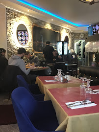 Atmosphère du Restaurant turc Restaurant Istanbul à La Garenne-Colombes - n°12