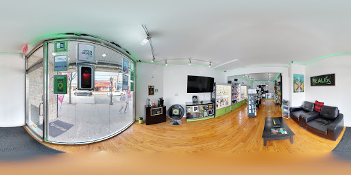 Cell Phone Store «HEALIX Smartphone & Drone Repair», reviews and photos, 138 New Dorp Ln, Staten Island, NY 10306, USA