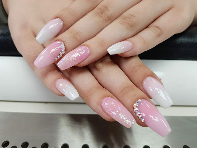 Nails On Ltd - Beauty salon