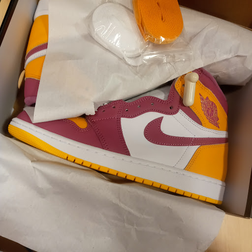 Shopping Mall «Waterloo Premium Outlets», reviews and photos, 655 NY-318, Waterloo, NY 13165, USA