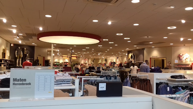 Beoordelingen van JBC in Dendermonde - Kledingwinkel