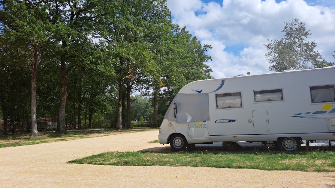 Aire de camping-car à Guesnes (Vienne 86)