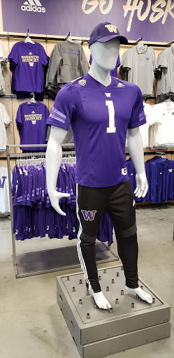 Sportswear Store «Husky Team Shop», reviews and photos, 3870 Montlake Blvd NE, Seattle, WA 98195, USA