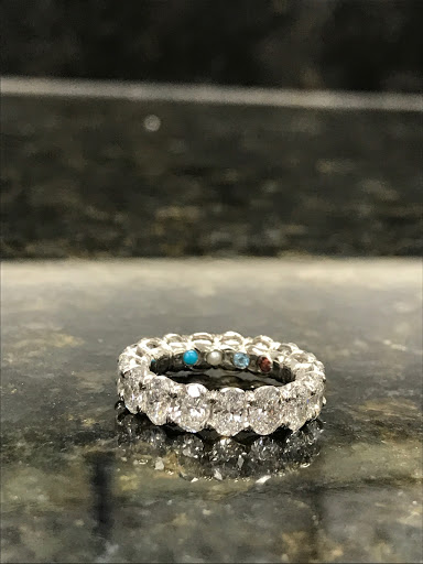 Jewelry Store «Henry C Reid & Son», reviews and photos, 1591 Post Rd, Fairfield, CT 06824, USA