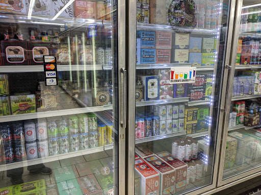 Grocery Store «4 Way Market», reviews and photos, 1401 Fatherland St, Nashville, TN 37206, USA